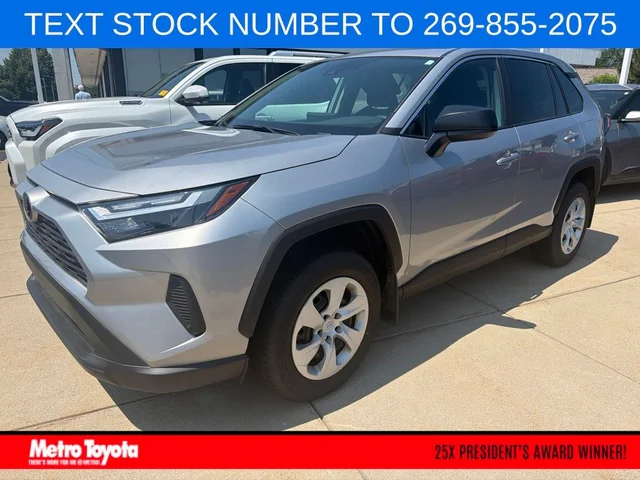 2025 Toyota RAV4 LE