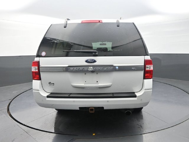 Used 2017 White Ford XLT image 7