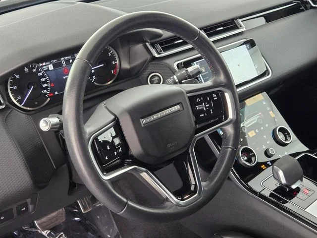 Used 2023 Brown Land Rover R-Dynamic S MHEV image 21