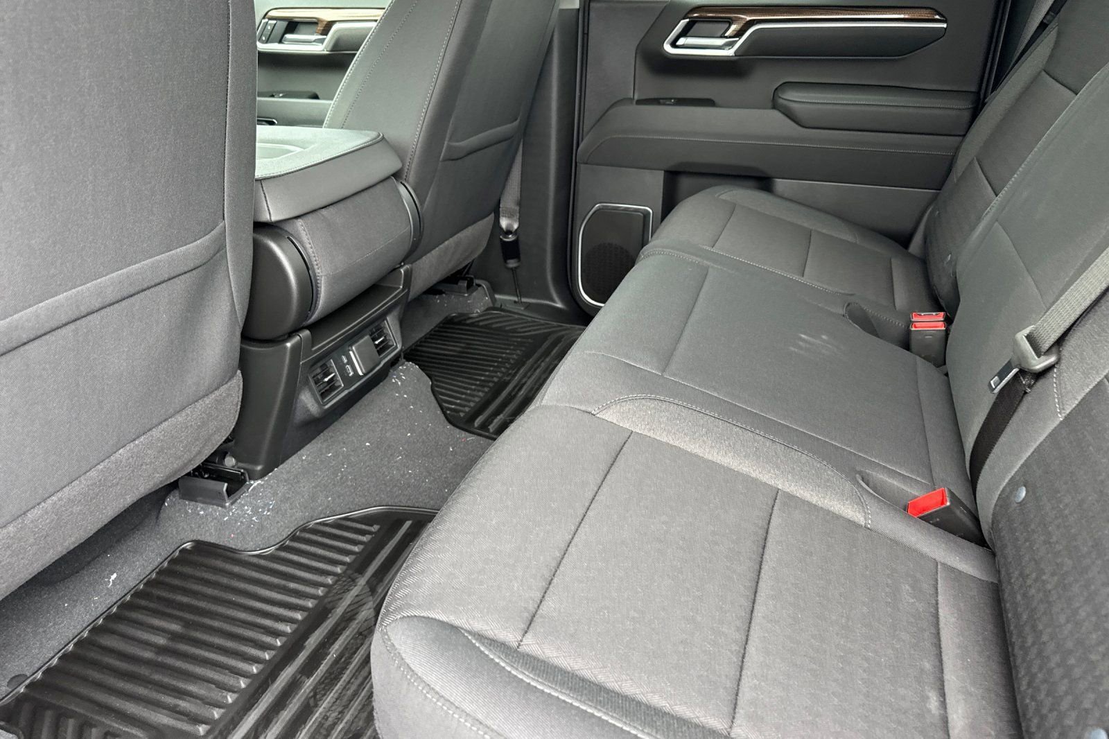 2025 Chevrolet Silverado 1500 LT - Photo 11