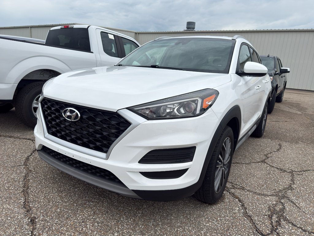 Used 2021 Winter White Hyundai SEL image 10