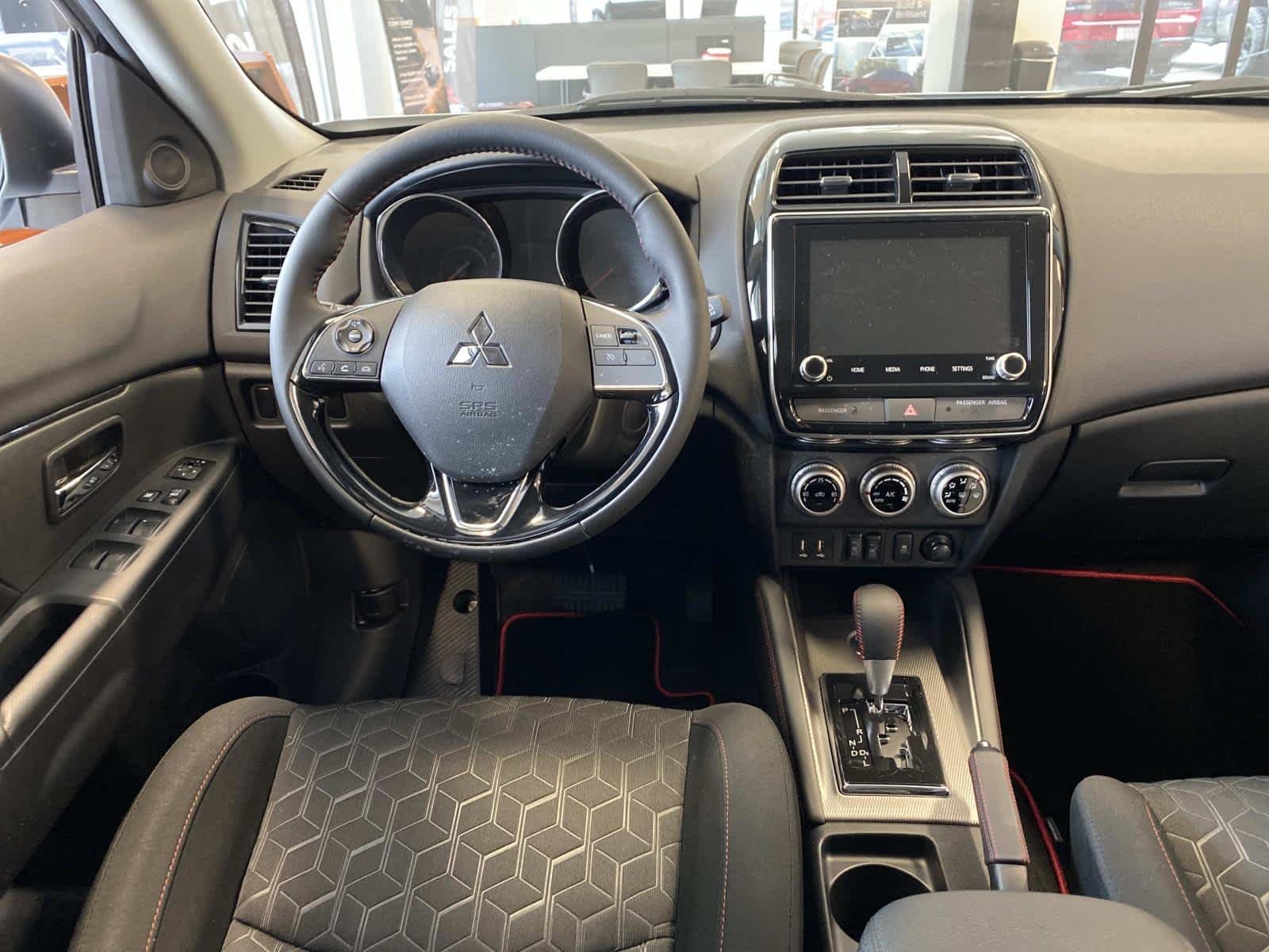 Used 2024 White Diamond Mitsubishi Ralliart image 10
