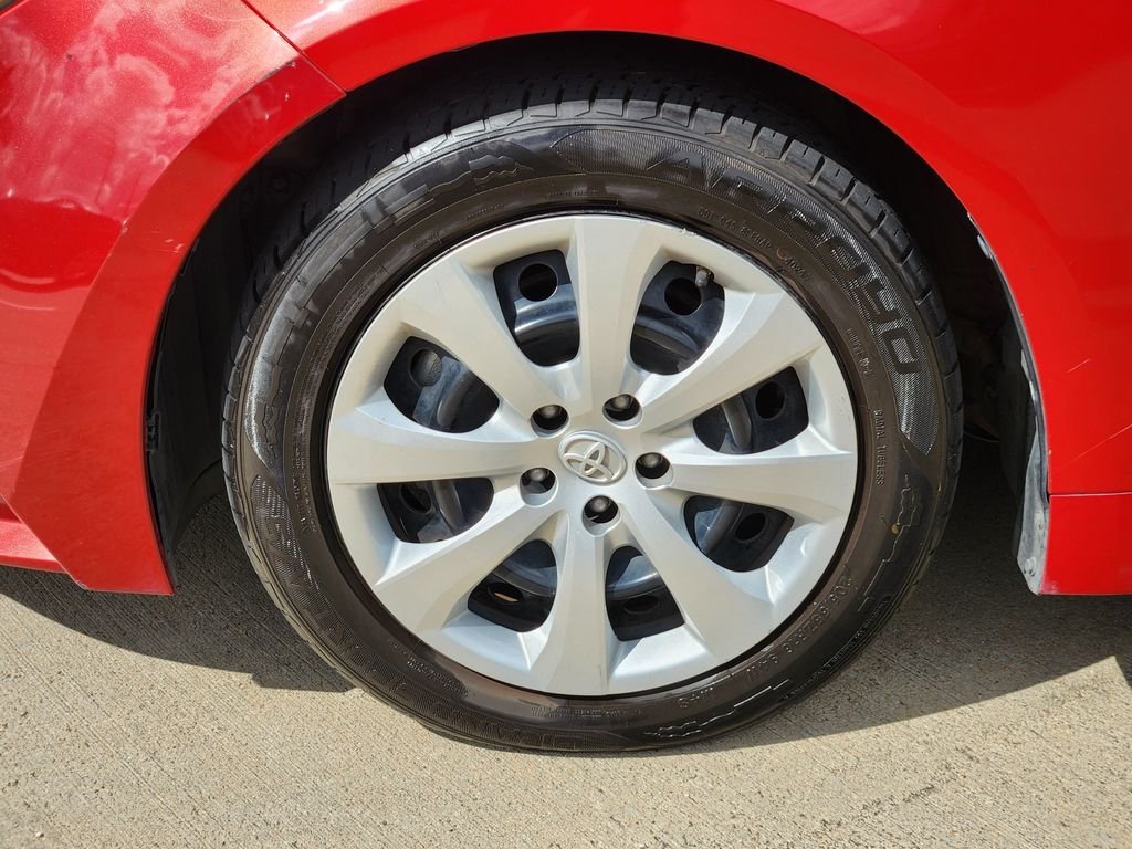 Used 2020 Barcelona Red Metallic Toyota LE image 10