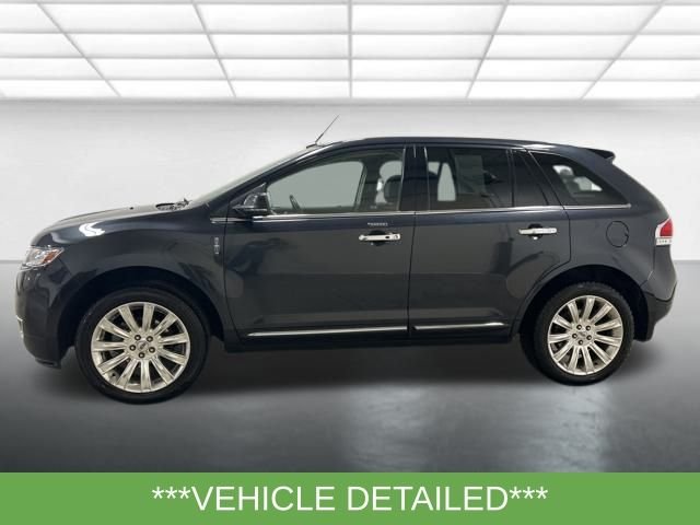 Used 2013 Lincoln MKX Base with VIN 2LMDJ8JK4DBL30757 for sale in Moline, IL