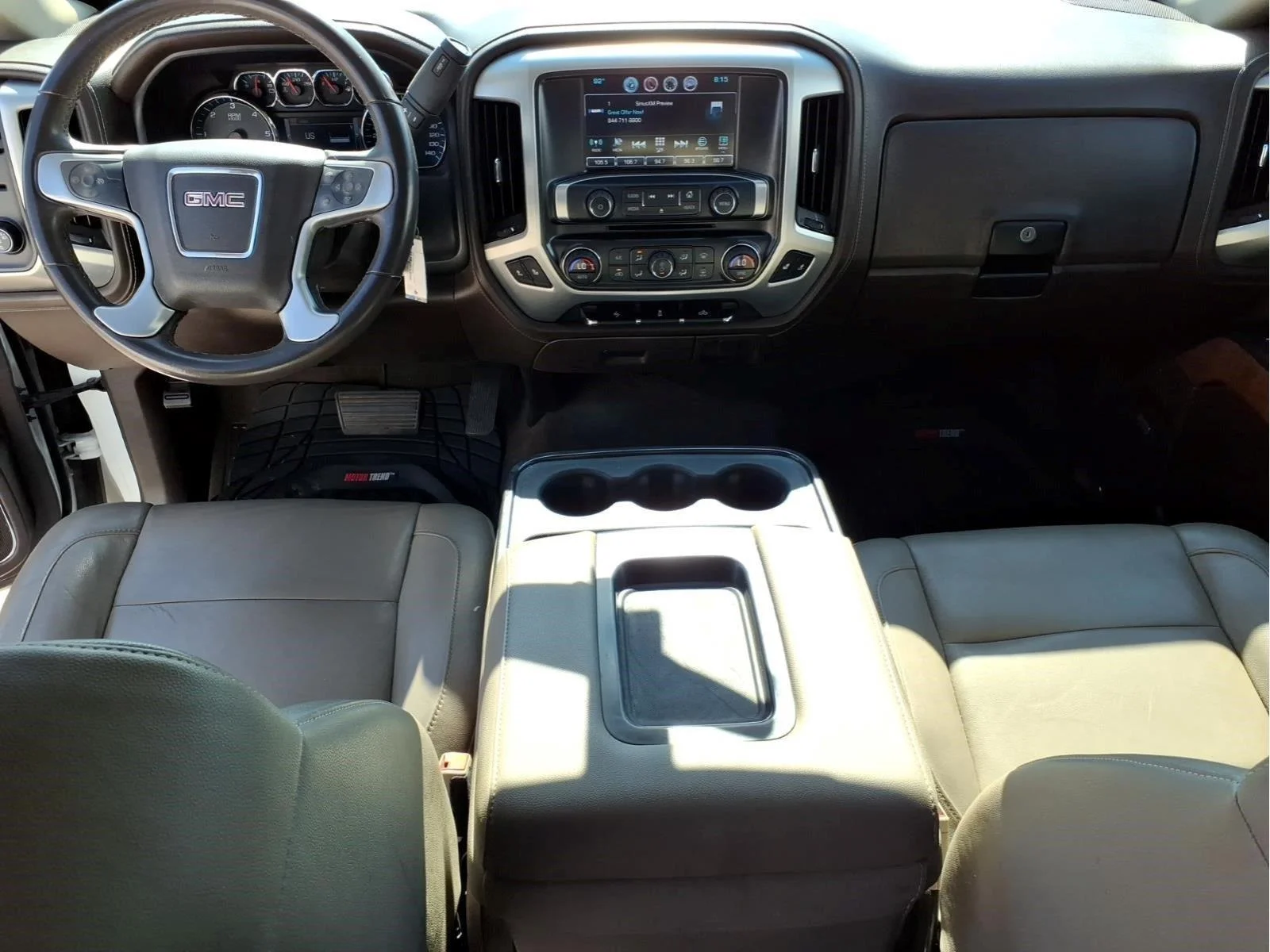 Used 2017 White Frost Tricoat GMC SLT image 11