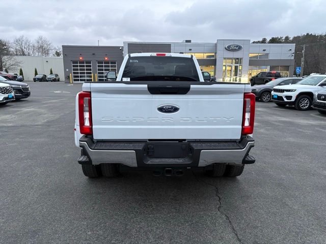 2026 Ford F-450SD — photo 6