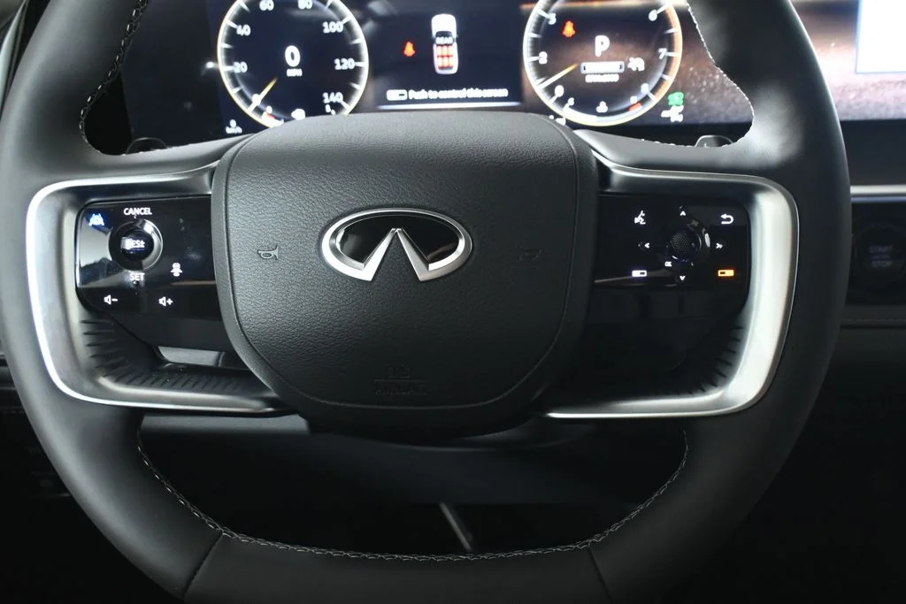 New 2027 White INFINITI LUXE image 18