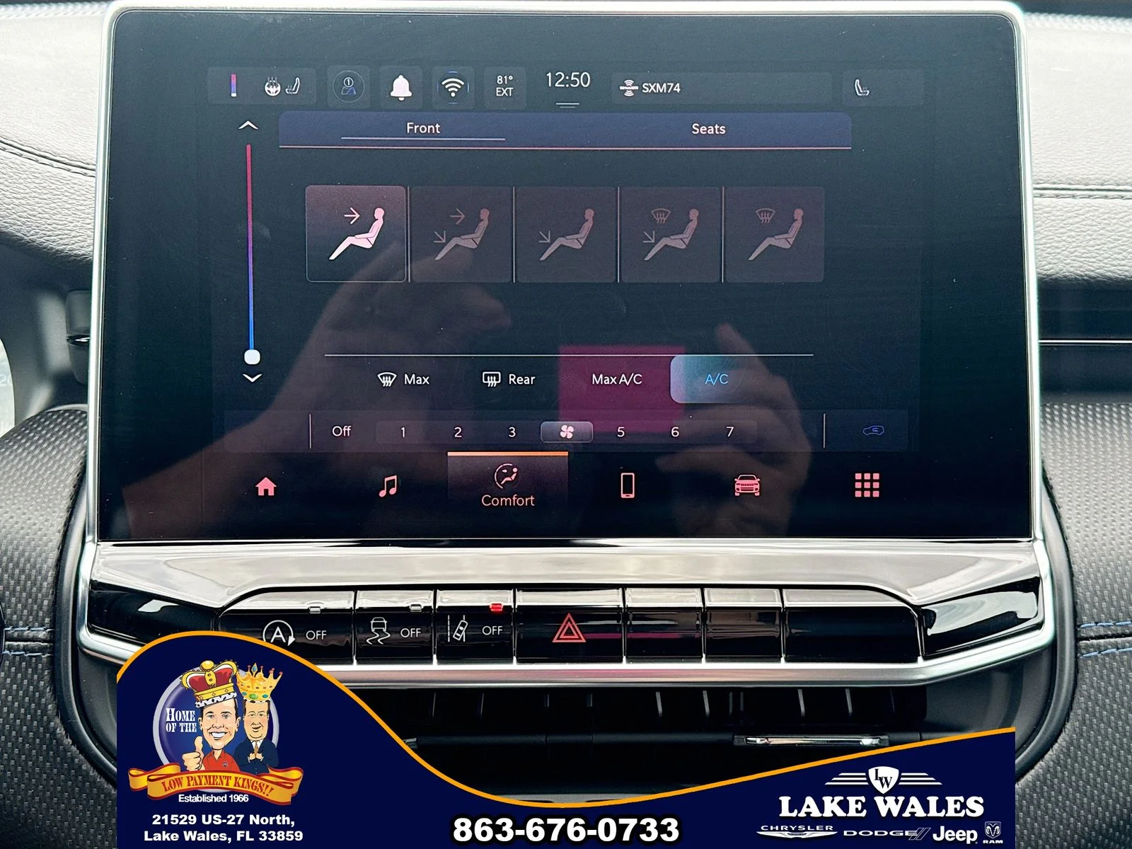 New 2026 Hydro Blue Pearl-Coat Exterior Paint Jeep Latitude image 14
