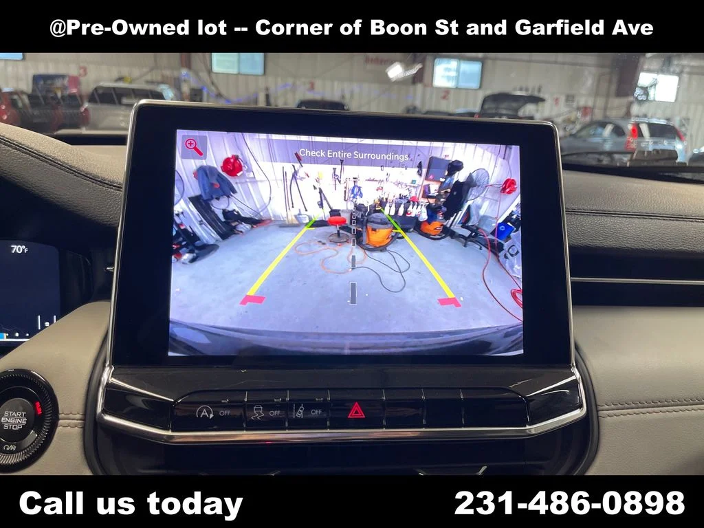 Used 2022 Gray Jeep Limited image 24