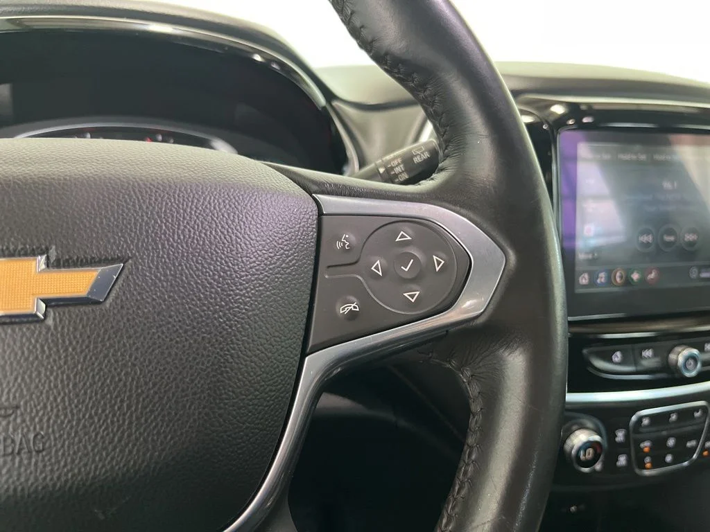 Used 2021 Gray Chevrolet LT image 7