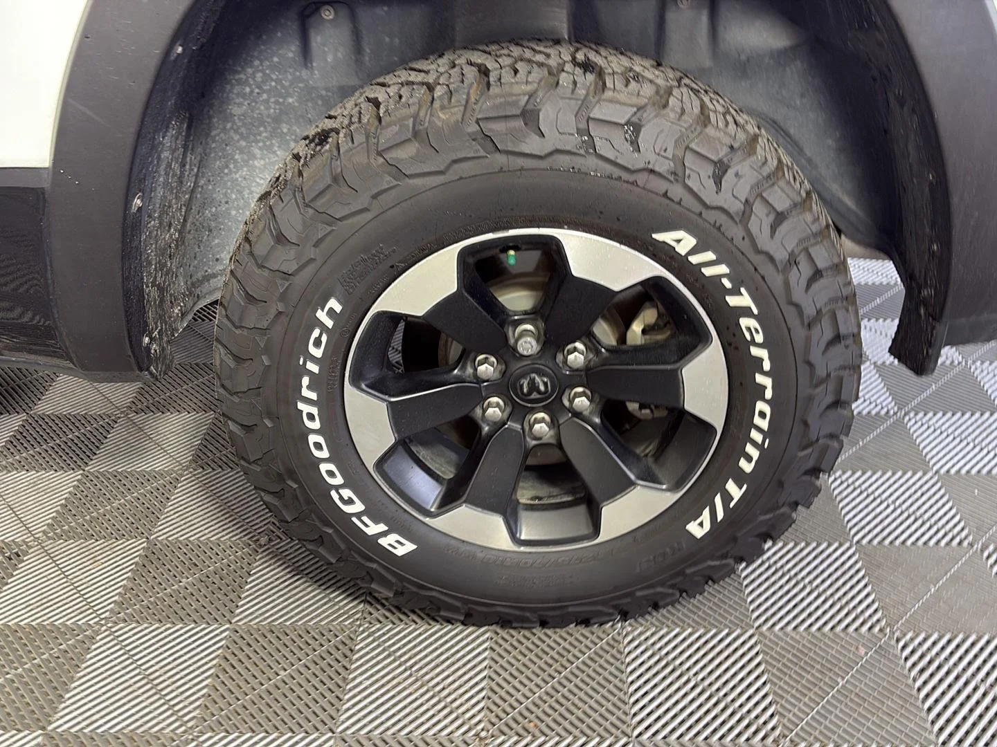 Used 2022 Bright White Clearcoat Ram Rebel image 16