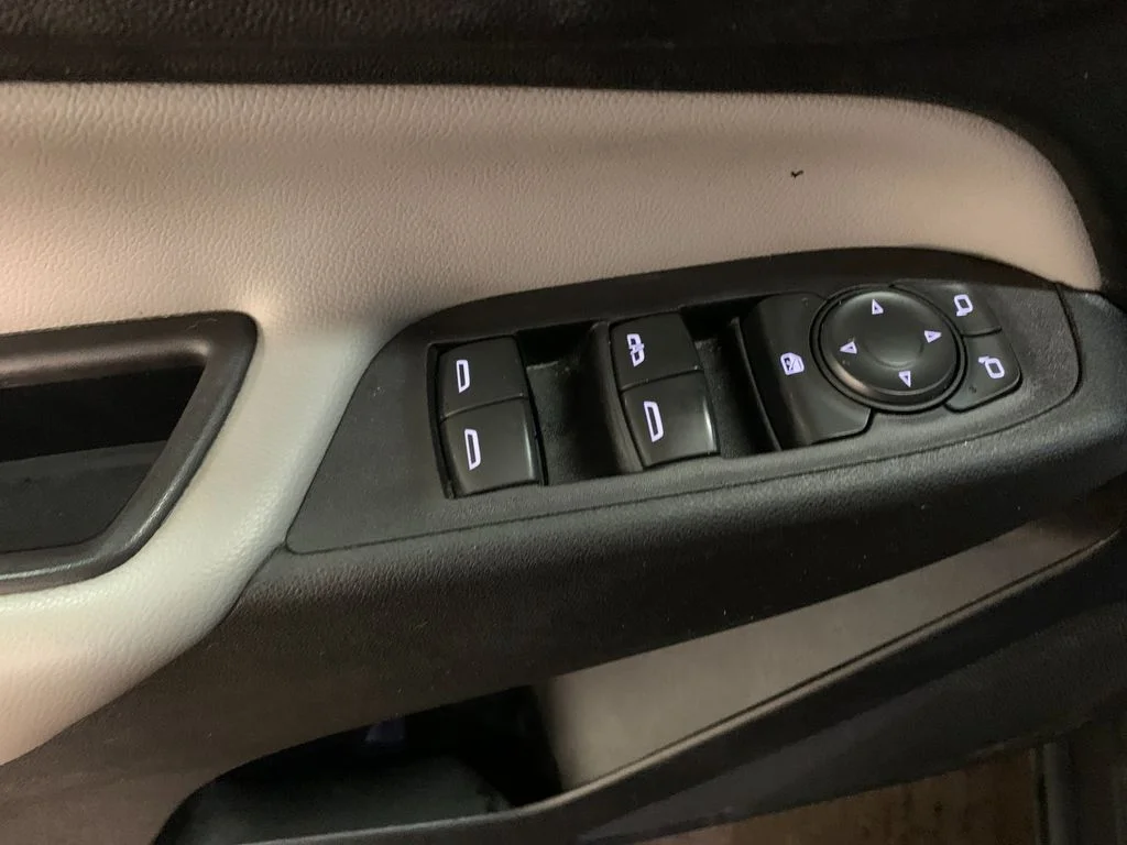 Used 2021 Gray Chevrolet LS image 13