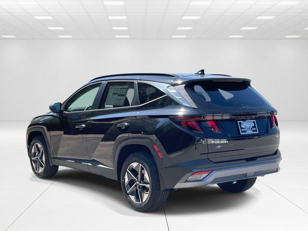 New 2026 Black Hyundai SEL AWD image 4