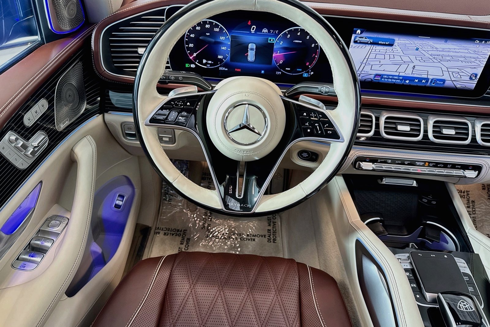 Used 2024 Obsidian Black Metallic Mercedes-Benz Maybach GLS 600 image 21