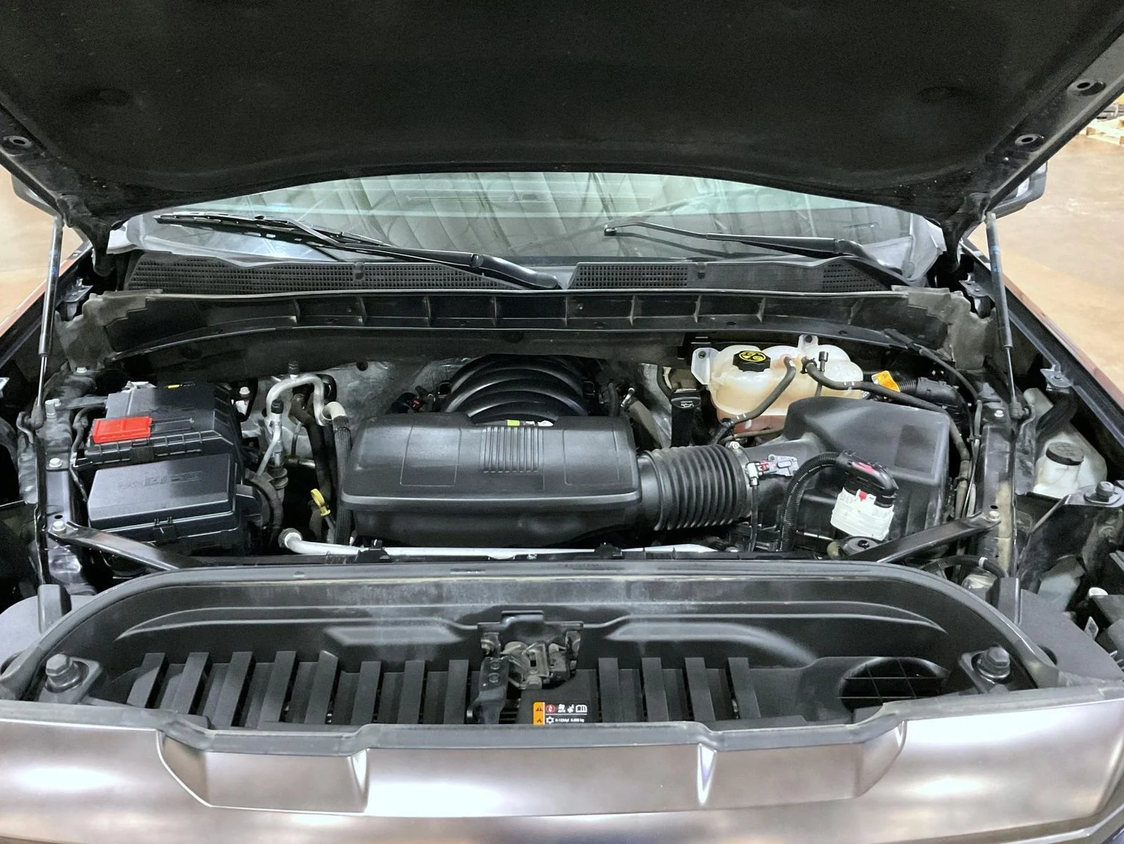 Used 2023 Silver GMC AT4X image 24