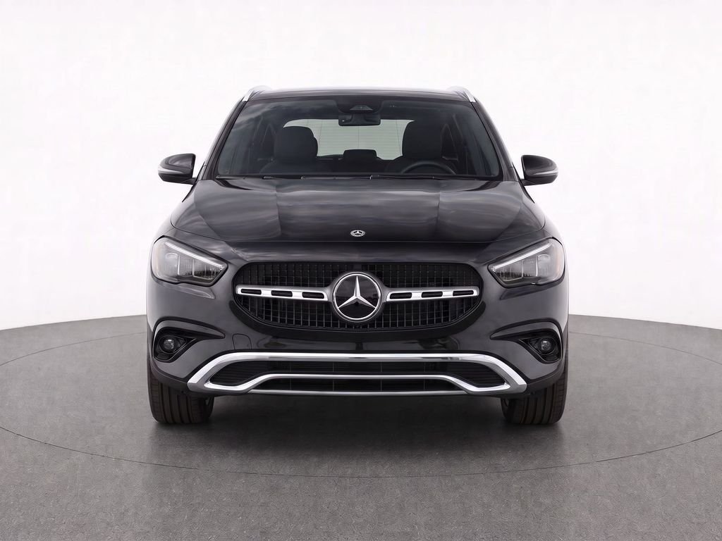 Used 2025  Mercedes-Benz GLA 250 image 2