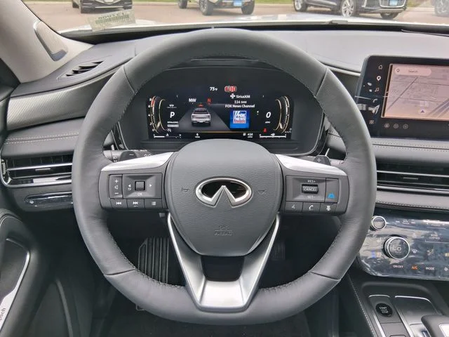 New 2027 RADIANT WHITE INFINITI Luxe FWD image 10