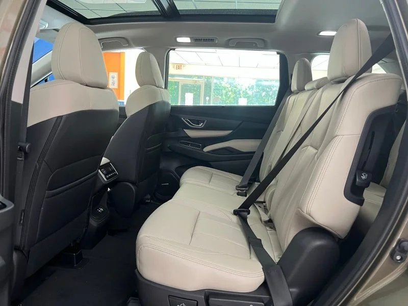 New 2026 AUTUMN GREEN METALLIC Subaru Limited 8-Passenger image 20