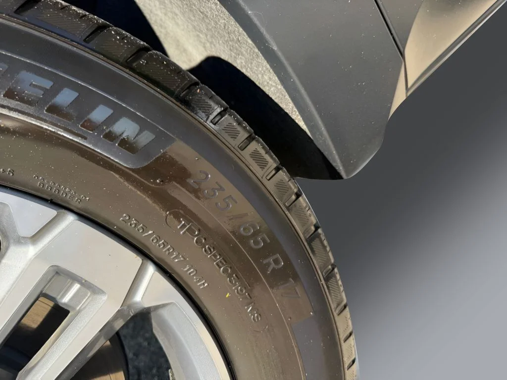 Used 2026 Silver GMC Elevation image 40