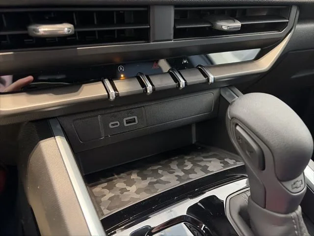 2026 Chevrolet Colorado Work Truck - Photo 18
