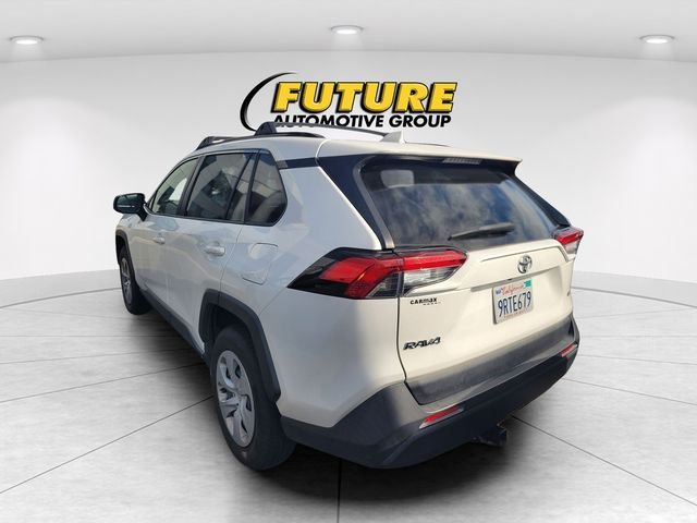Used 2019 White Toyota LE image 4