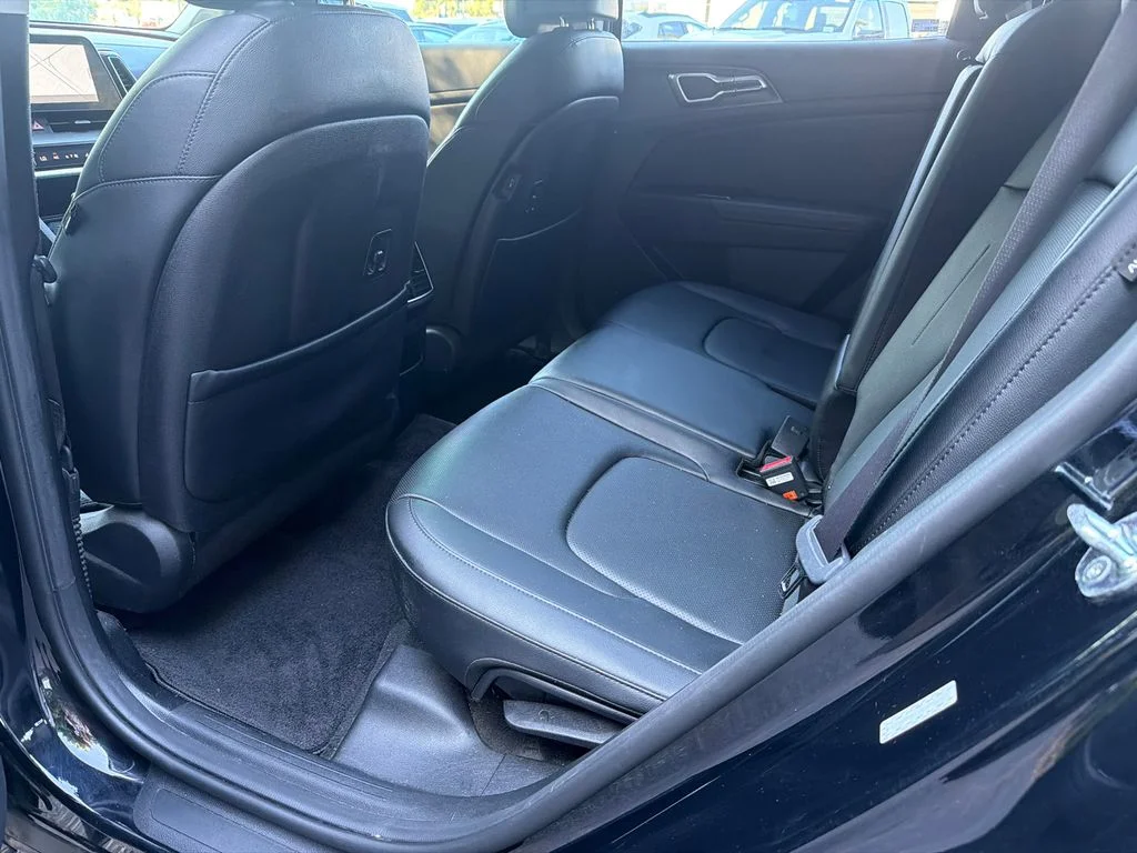 Used 2025 Black Kia EX image 20