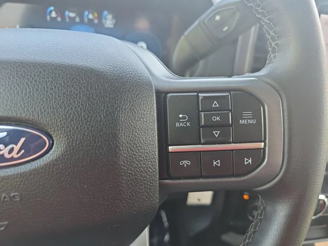 Used 2025 Gray Ford XLT image 18