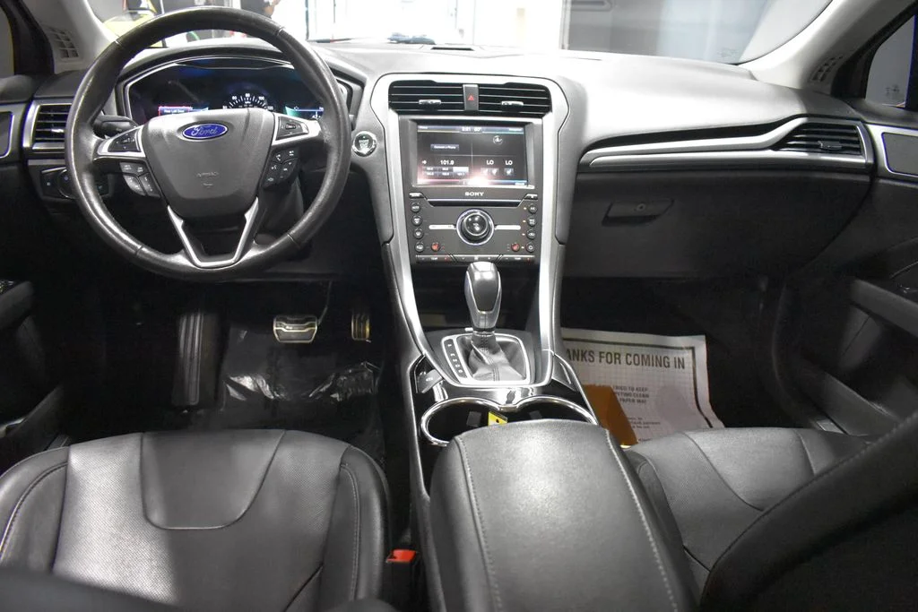 Used 2016 Red Ford Titanium image 13