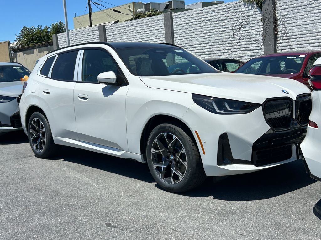 New 2026 Alpine White BMW 30 xDrive image 2