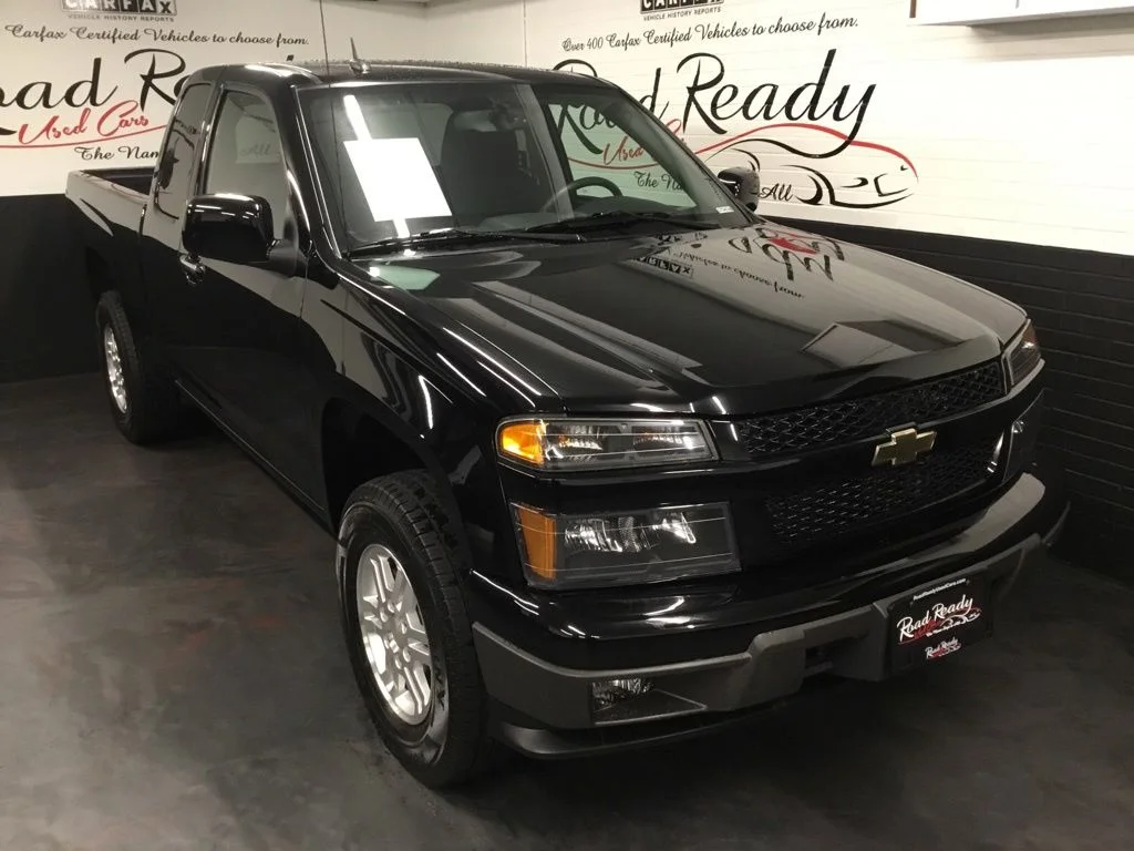 Used 2011 Black Chevrolet 1LT image 2