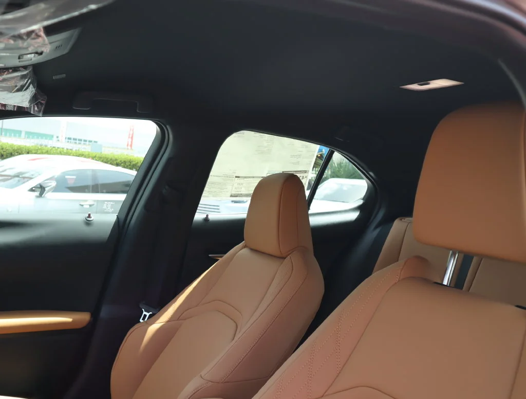 New 2026  Lexus 300h image 25