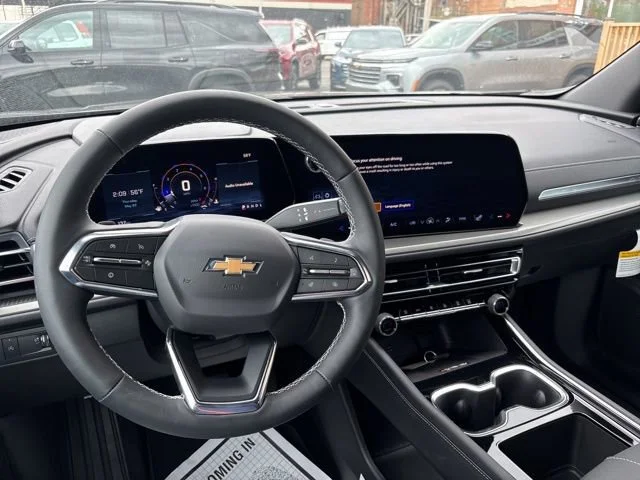 2025 Chevrolet Traverse LT - Photo 17