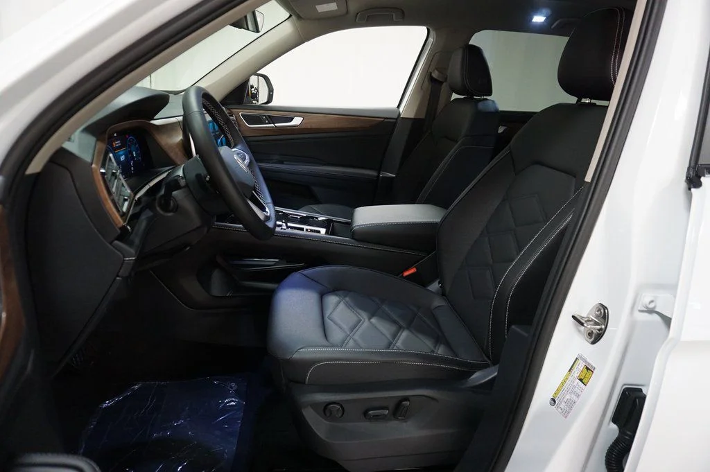 2026 Volkswagen Atlas SE w/Tech - Photo 10