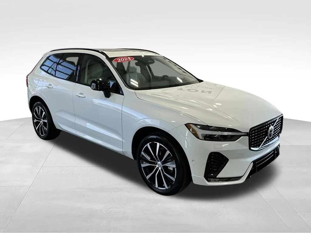 2024 Volvo XC60 B5 Plus Dark Theme AWD's photo
