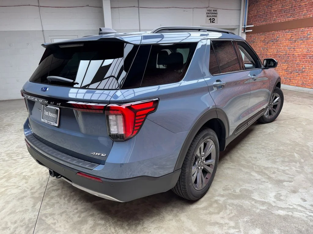 2026 Ford Explorer Active - Photo 5