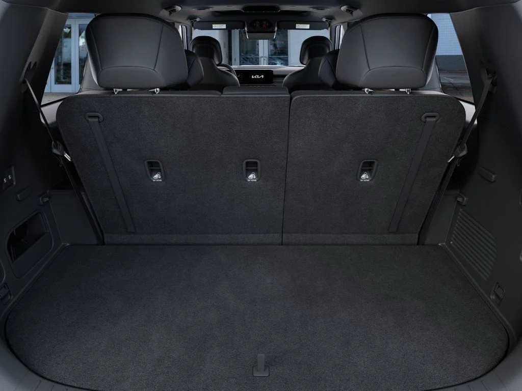 New 2027 Glacial White Pearl Kia EX image 19