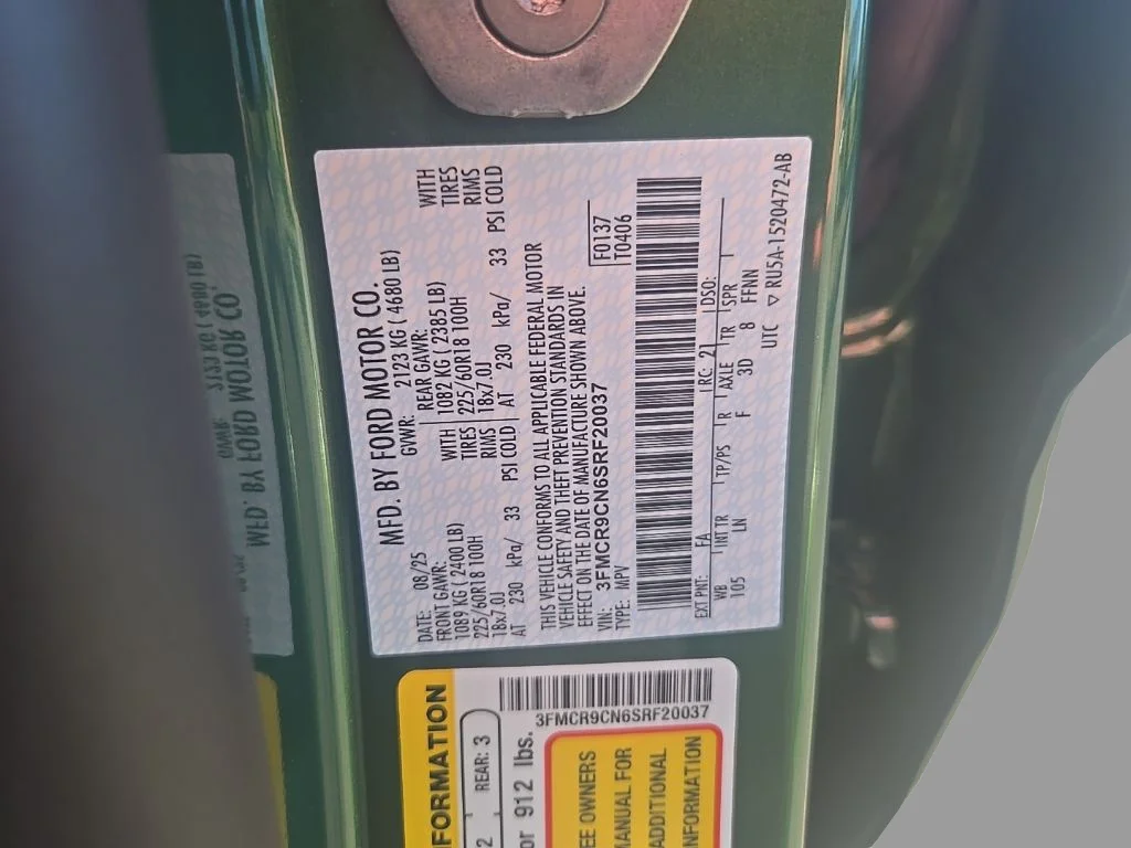 New 2025 Eruption Green Metallic Ford Outer Banks® image 11