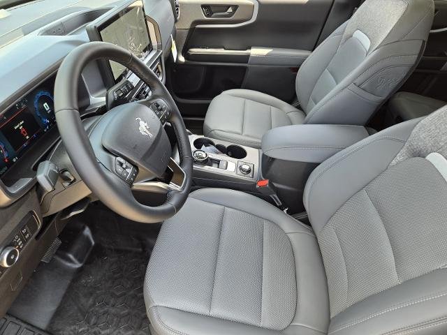 New 2026 Oxford White Ford Badlands® image 28