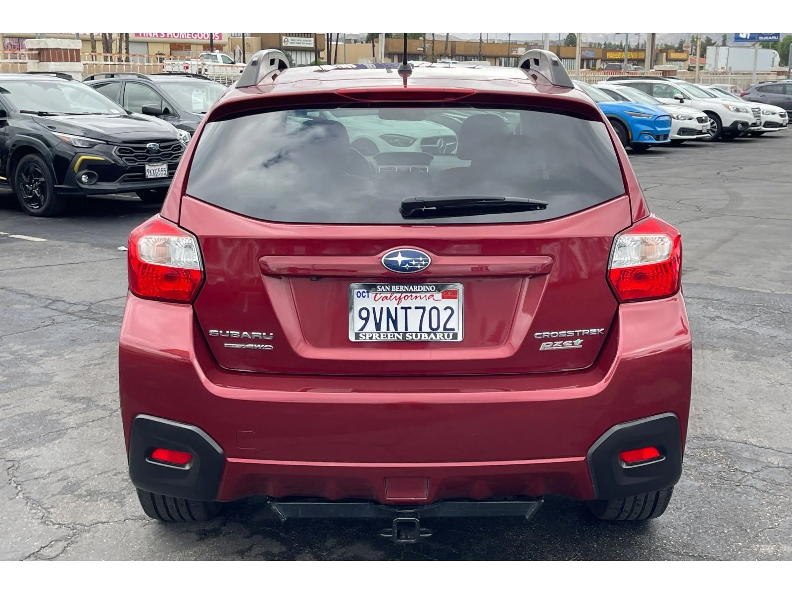 Used 2017 VENETIAN RED PEAR Subaru Premium image 4