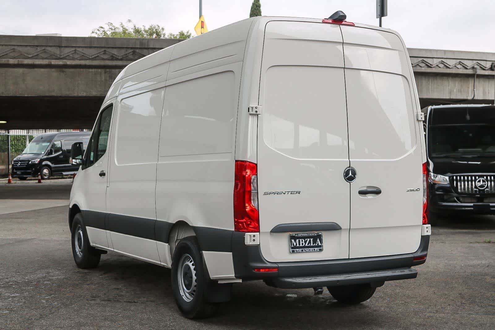 2025 Mercedes-Benz Sprinter Cargo Van Base - Photo 8