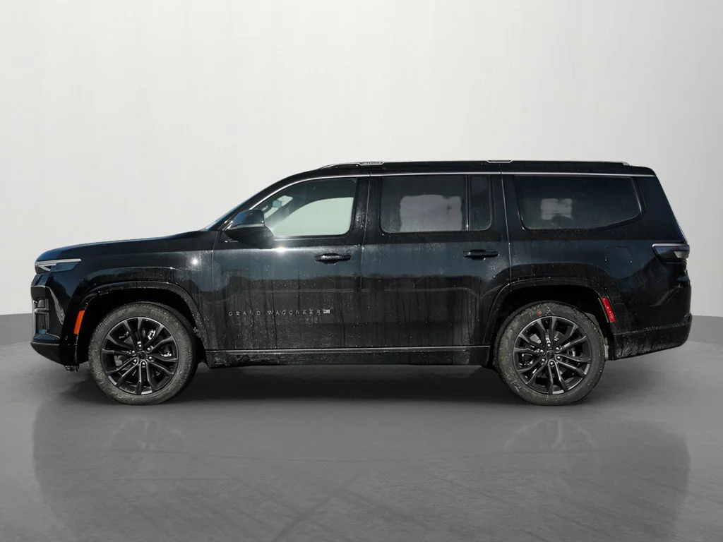 New 2026 High Gloss Black Jeep Summit Obsidian image 3