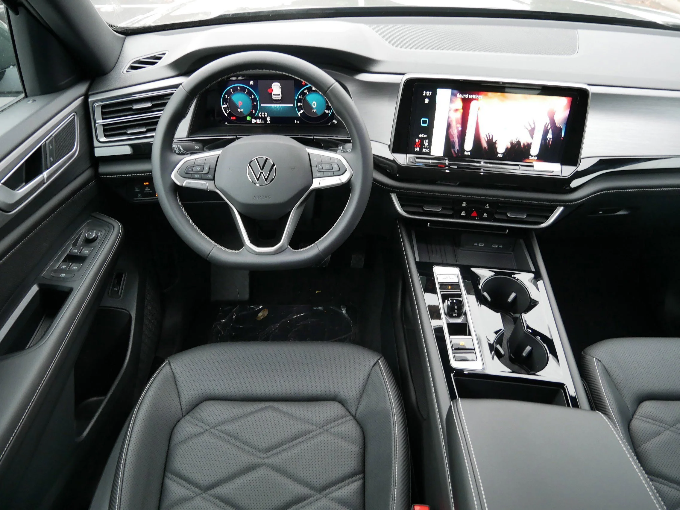 2026 Volkswagen Atlas Cross Sport SE w/Tech - Photo 9