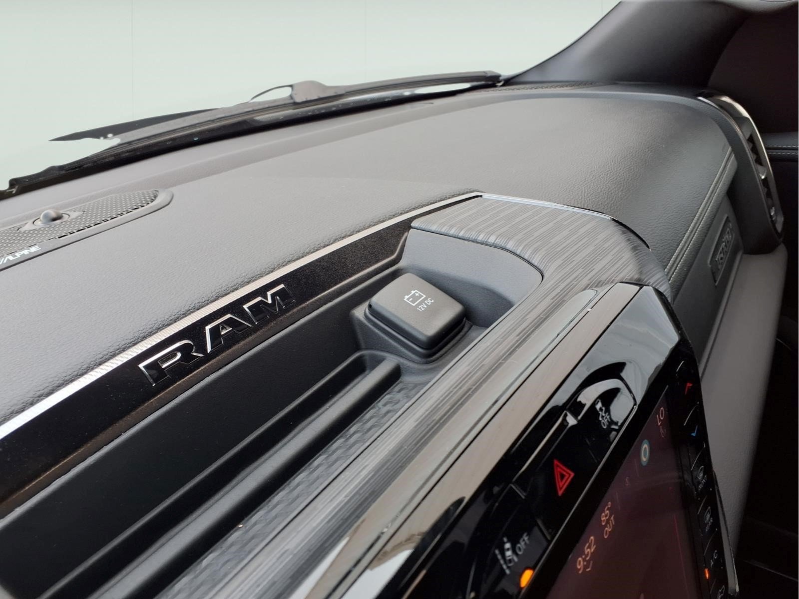 New 2026 Diamond Black Crystal Pearl-Coat Exterior Paint RAM RHO image 13