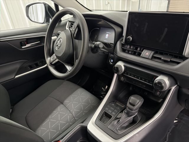 Used 2025 Ice Toyota XLE image 22