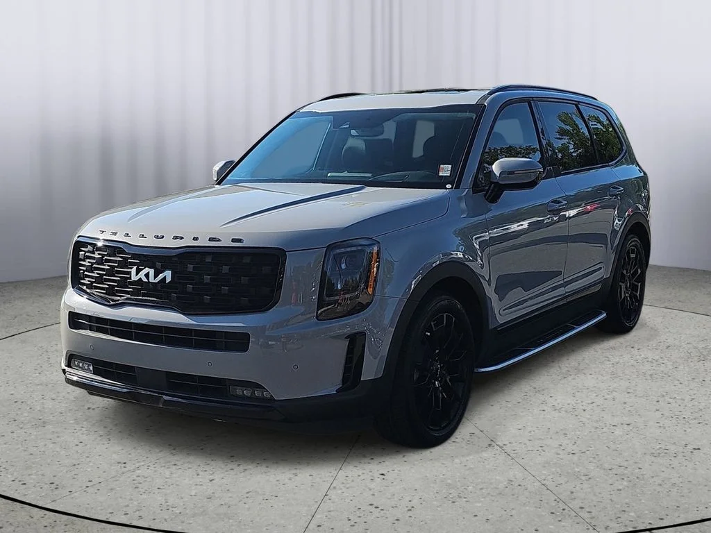 Used 2022 Gray Kia SX image 7