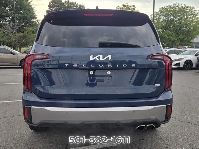 Used 2025 Black Kia S image 4