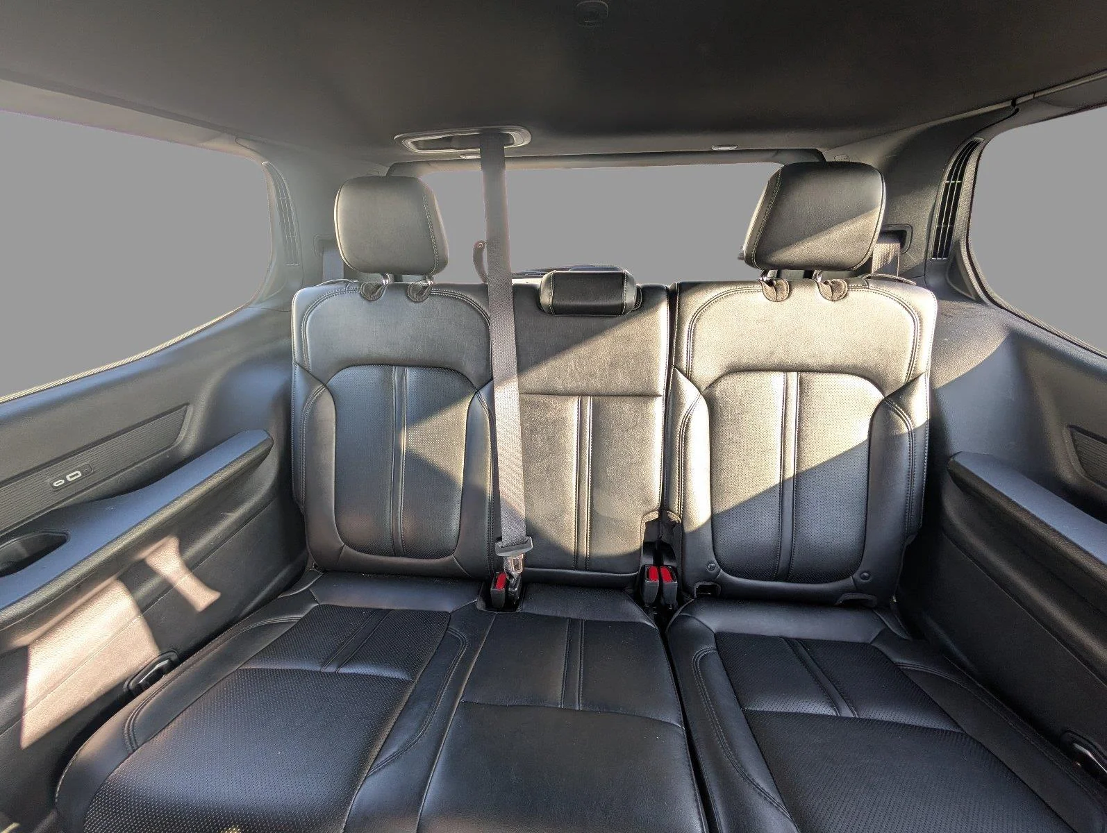 Used 2024 Baltic Gray Metallic Clearcoat Jeep Series III image 36