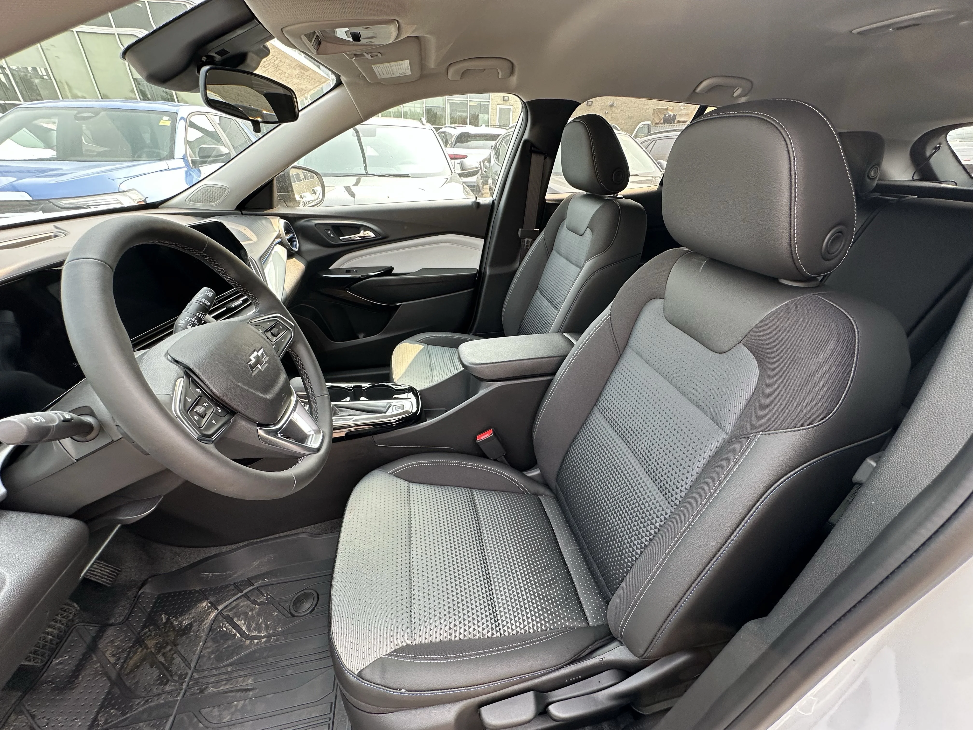 New 2026 Summit White Chevrolet LT image 8
