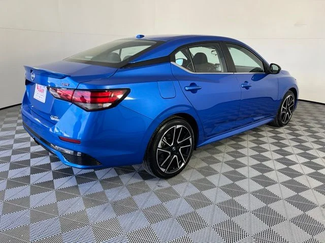 Used 2025 Blue Nissan SR image 7
