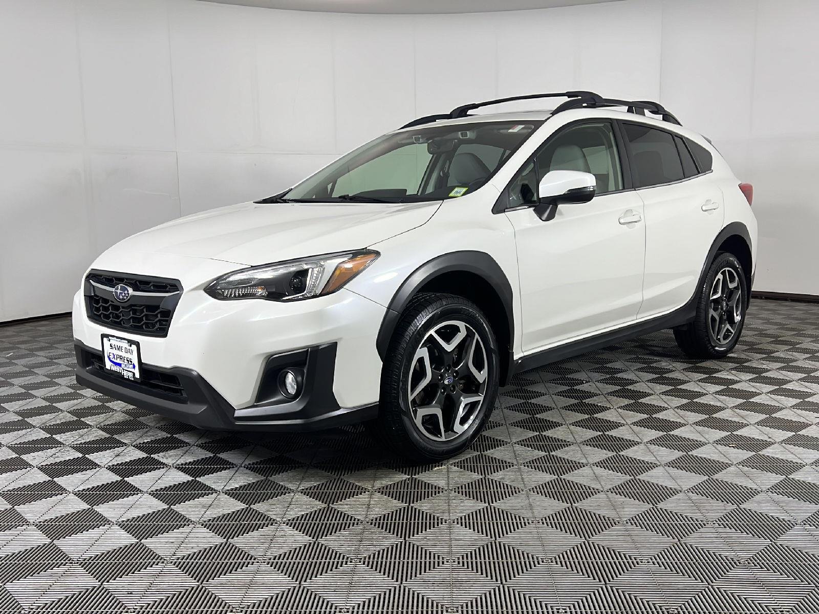 Used 2019 Crystal White Pearl Subaru Limited image 12